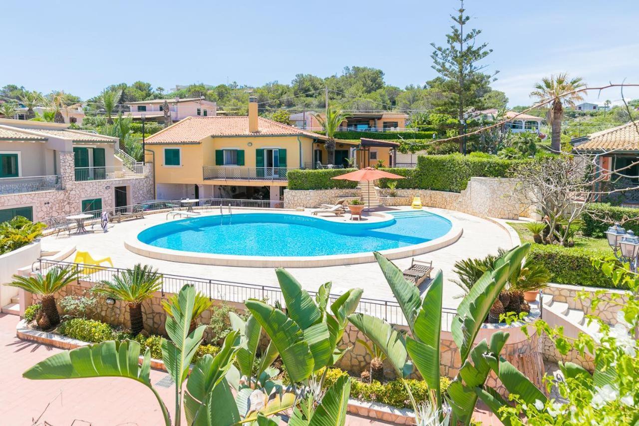 Fronte Spiaggia Zoe Villa Augusta Ngoại thất bức ảnh